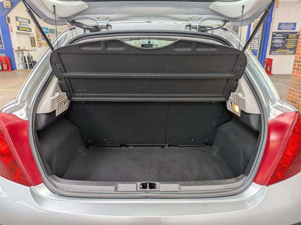 <p>2007 PEUGEOT 207 S</p>