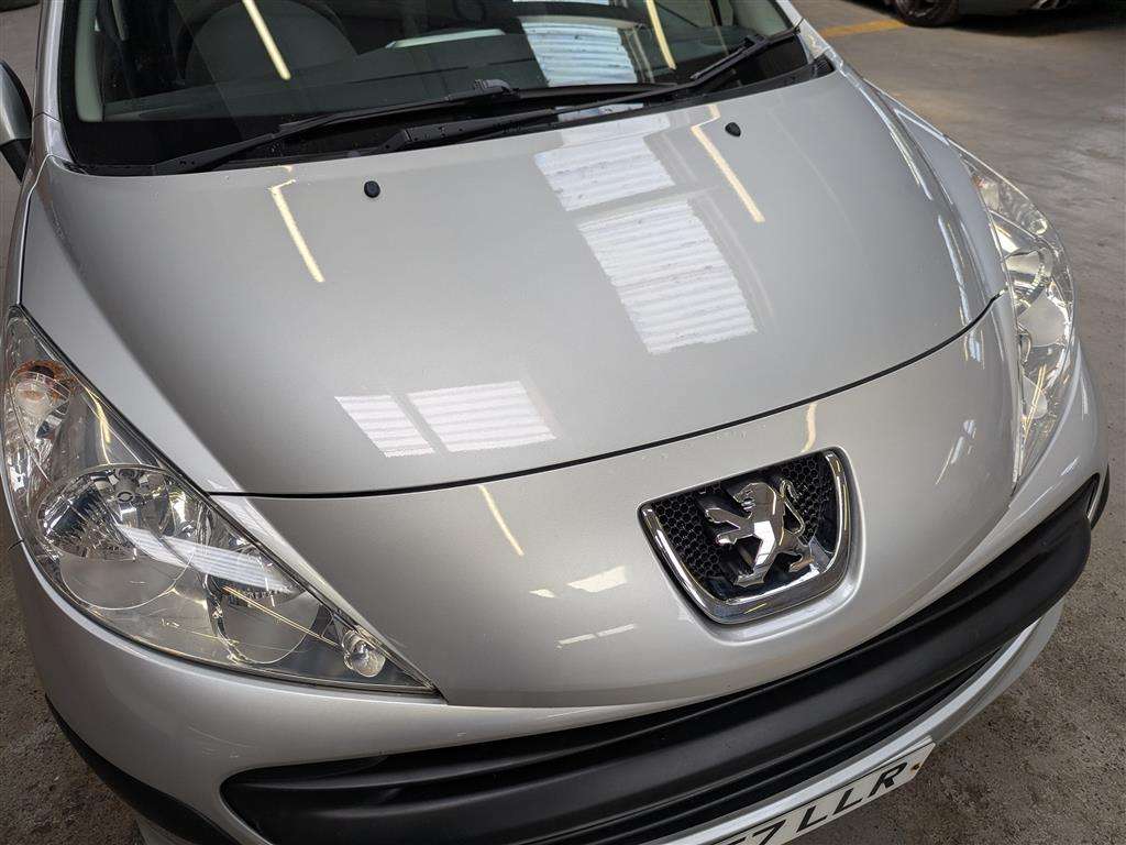 <p>2007 PEUGEOT 207 S</p>