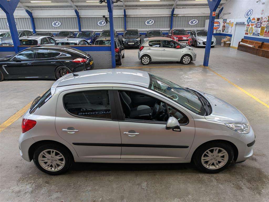 <p>2007 PEUGEOT 207 S</p>