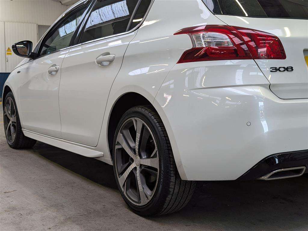 <p>2016 PEUGEOT 308 GT LINE HDI BLUE S/S</p>