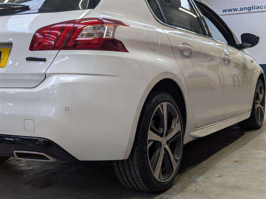 <p>2016 PEUGEOT 308 GT LINE HDI BLUE S/S</p>