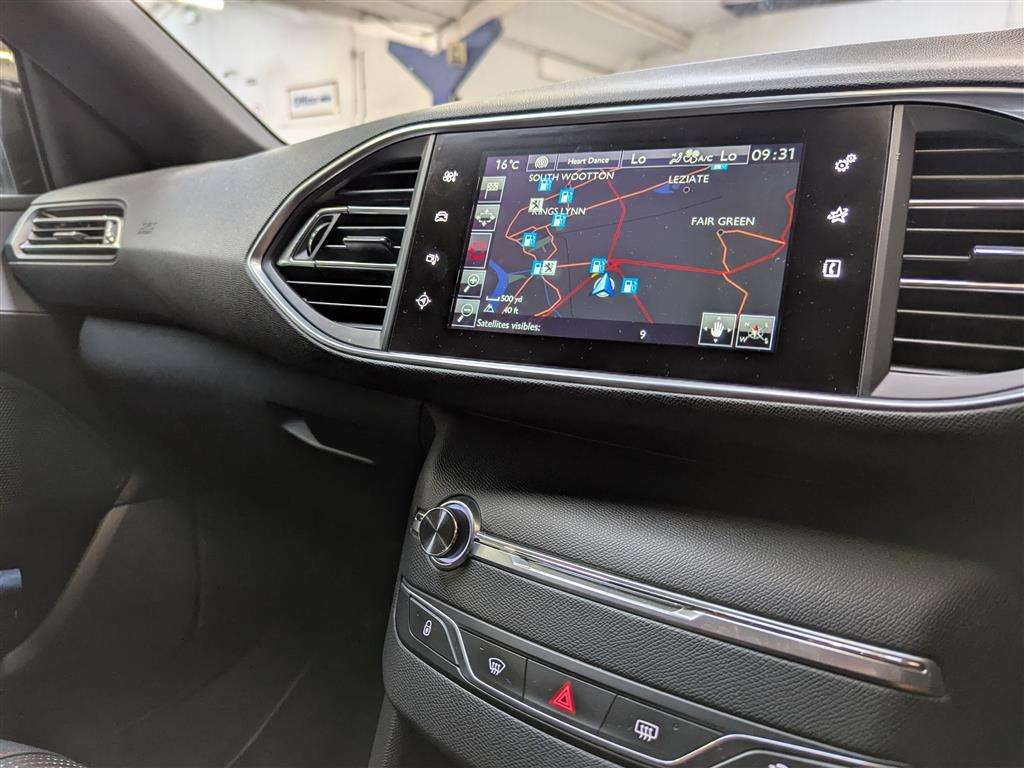 <p>2016 PEUGEOT 308 GT LINE HDI BLUE S/S</p>