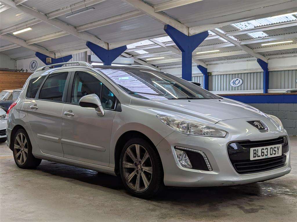 <p>2014 PEUGEOT 308 ACTIVE NAV VERS-N SW</p>