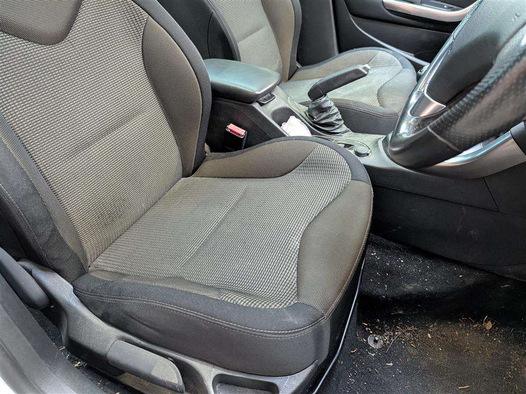 <p>2014 PEUGEOT 308 ACTIVE NAV VERS-N SW</p>