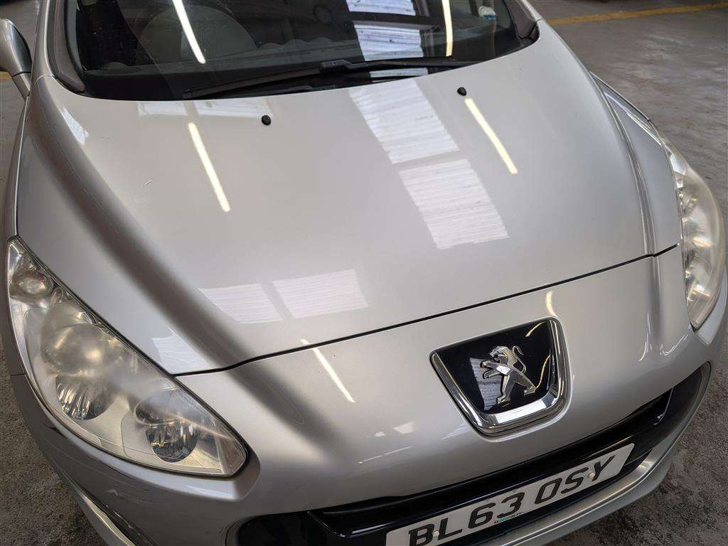 <p>2014 PEUGEOT 308 ACTIVE NAV VERS-N SW</p>