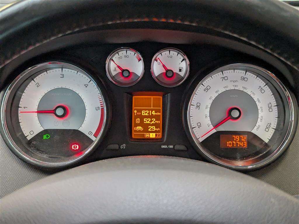 <p>2014 PEUGEOT 308 ACTIVE NAV VERS-N SW</p>