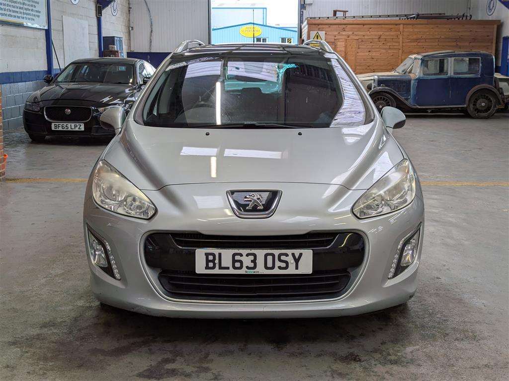 <p>2014 PEUGEOT 308 ACTIVE NAV VERS-N SW</p>
