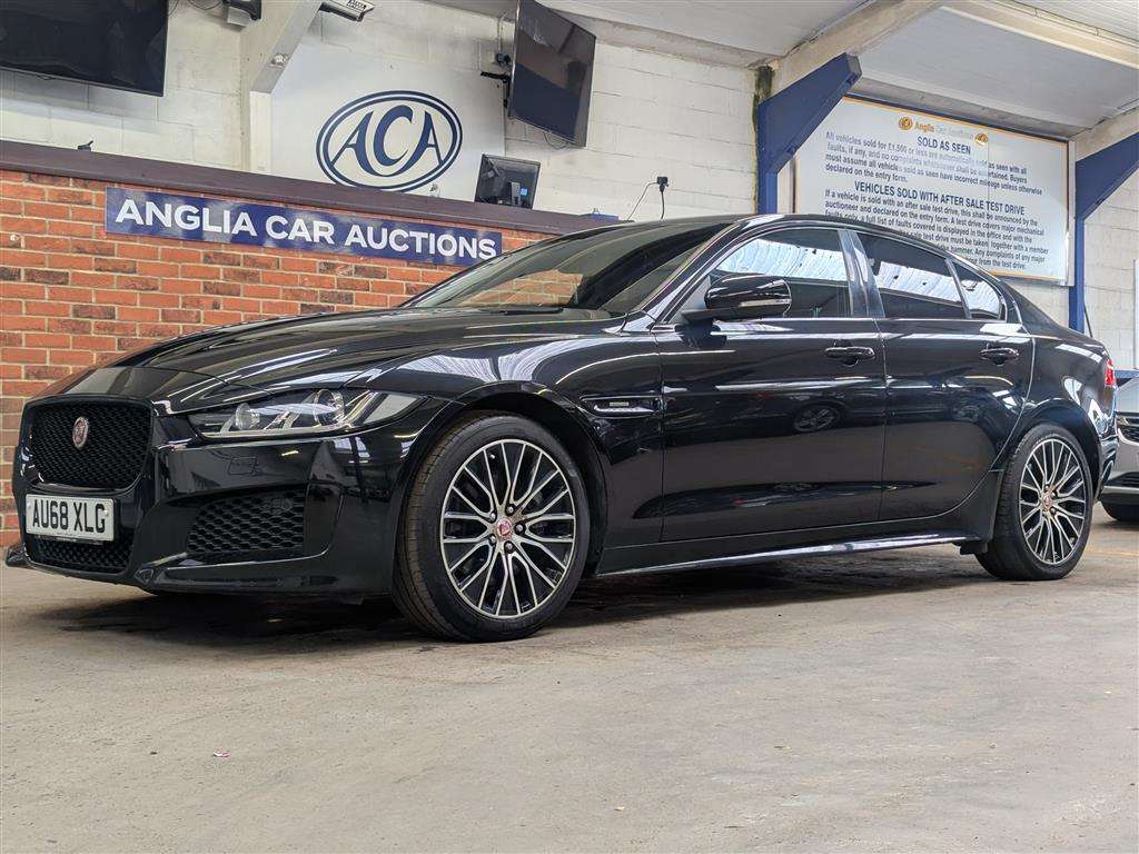 <p>2018 JAGUAR XE LANDMARK AUTO</p>