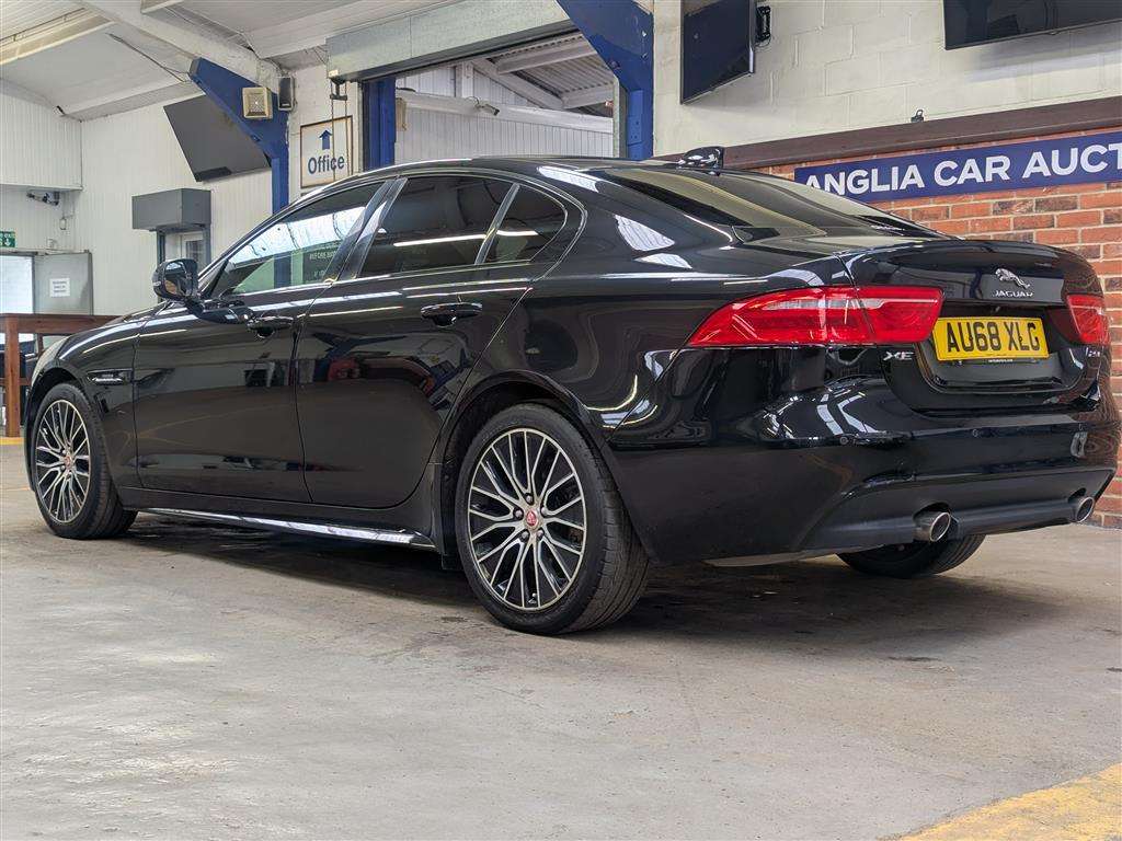 <p>2018 JAGUAR XE LANDMARK AUTO</p>