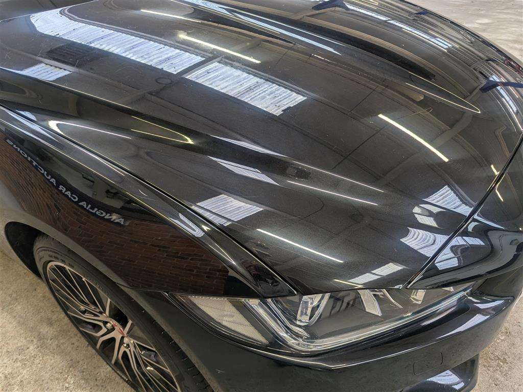 <p>2018 JAGUAR XE LANDMARK AUTO</p>