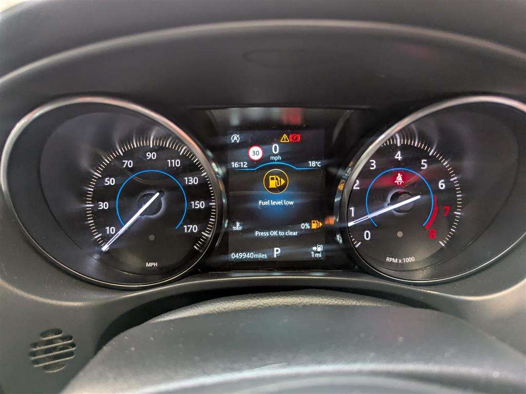 <p>2018 JAGUAR XE LANDMARK AUTO</p>