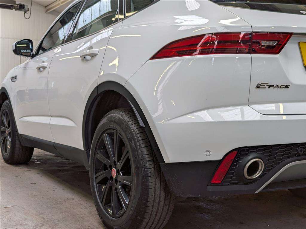 <p>2018 JAGUAR E-PACE S D AWD AUTO</p>