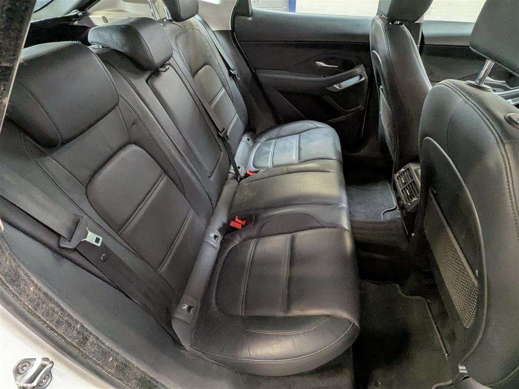 <p>2018 JAGUAR E-PACE S D AWD AUTO</p>