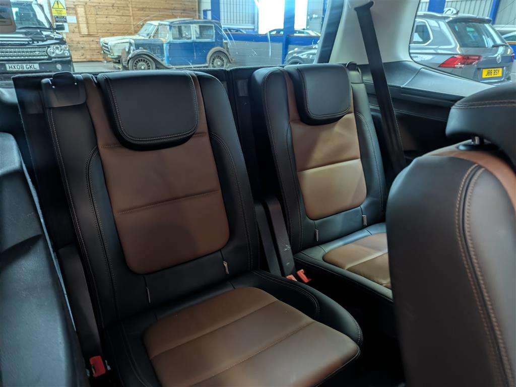 <p>2017 SEAT ALHAMBRA XCELLENCE TDI S-</p>