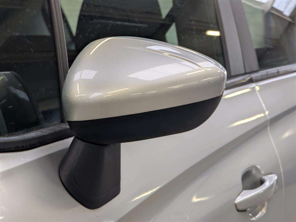 <p>2019 VAUXHALL CROSSLAND X SE</p>
