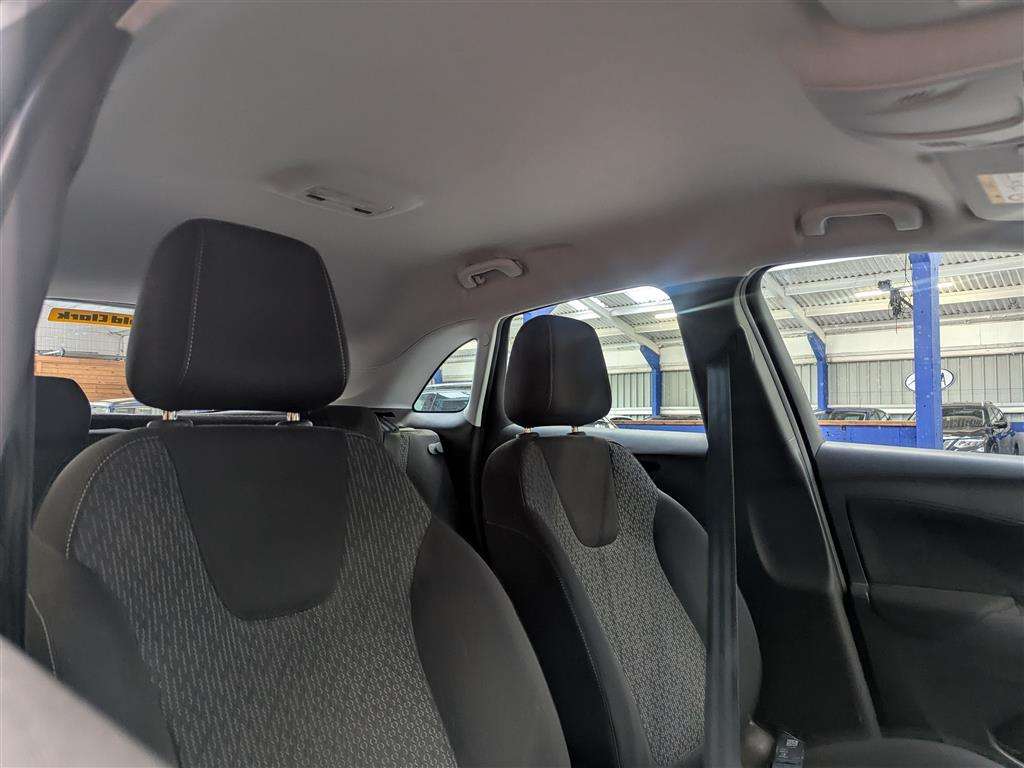 <p>2019 VAUXHALL CROSSLAND X SE</p>