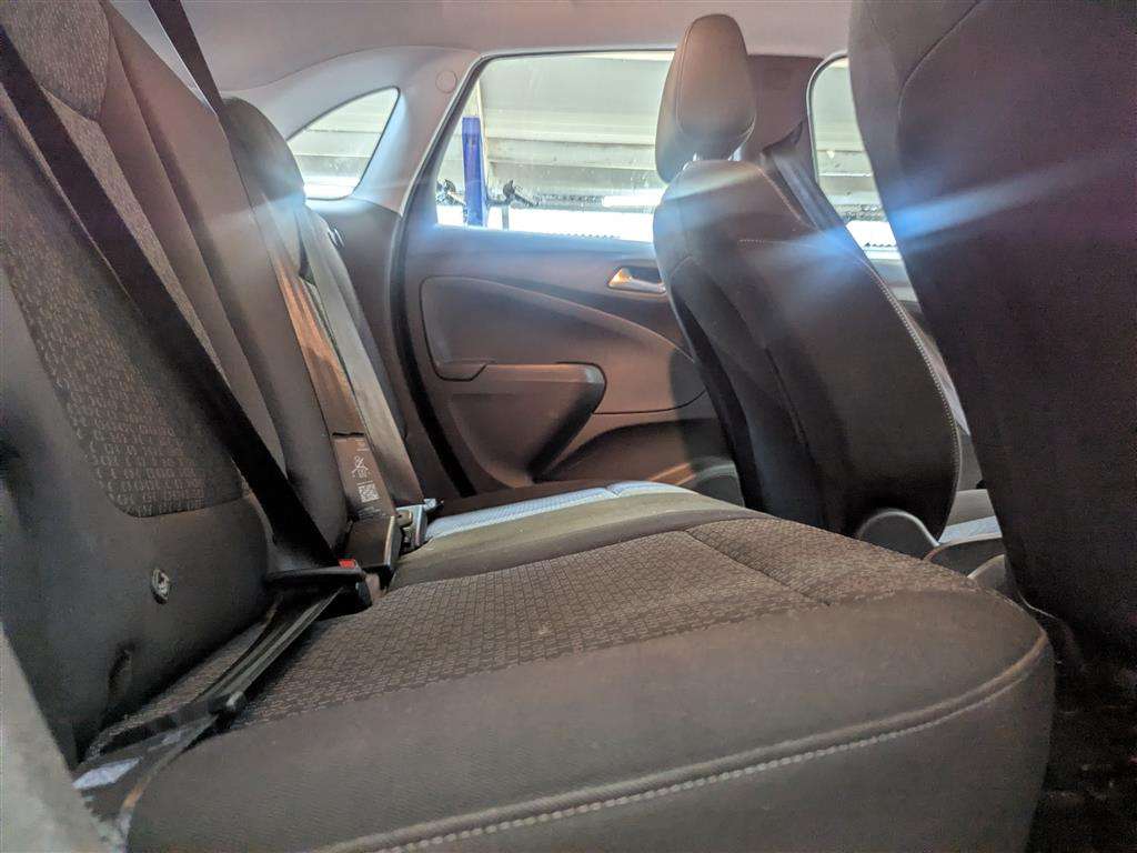 <p>2019 VAUXHALL CROSSLAND X SE</p>