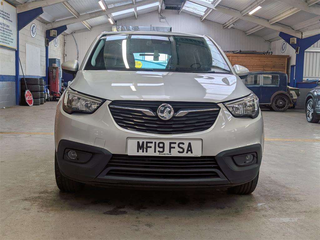 <p>2019 VAUXHALL CROSSLAND X SE</p>