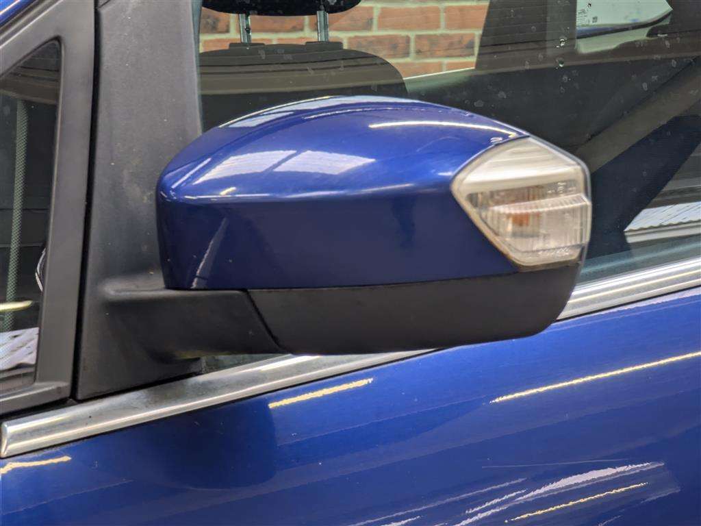 <p>2014 FORD C-MAX ZETEC</p>