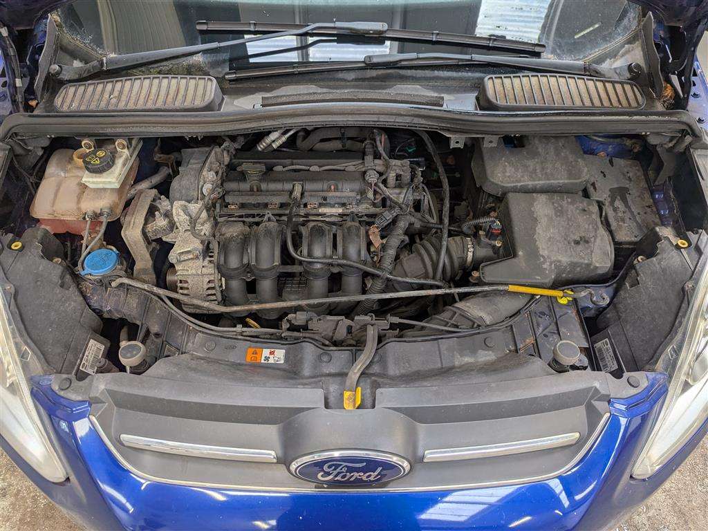 <p>2014 FORD C-MAX ZETEC</p>