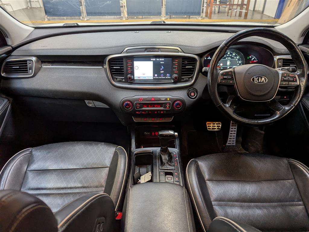 <p>2018 KIA SORENTO GT-LINE CRDI ISG</p>