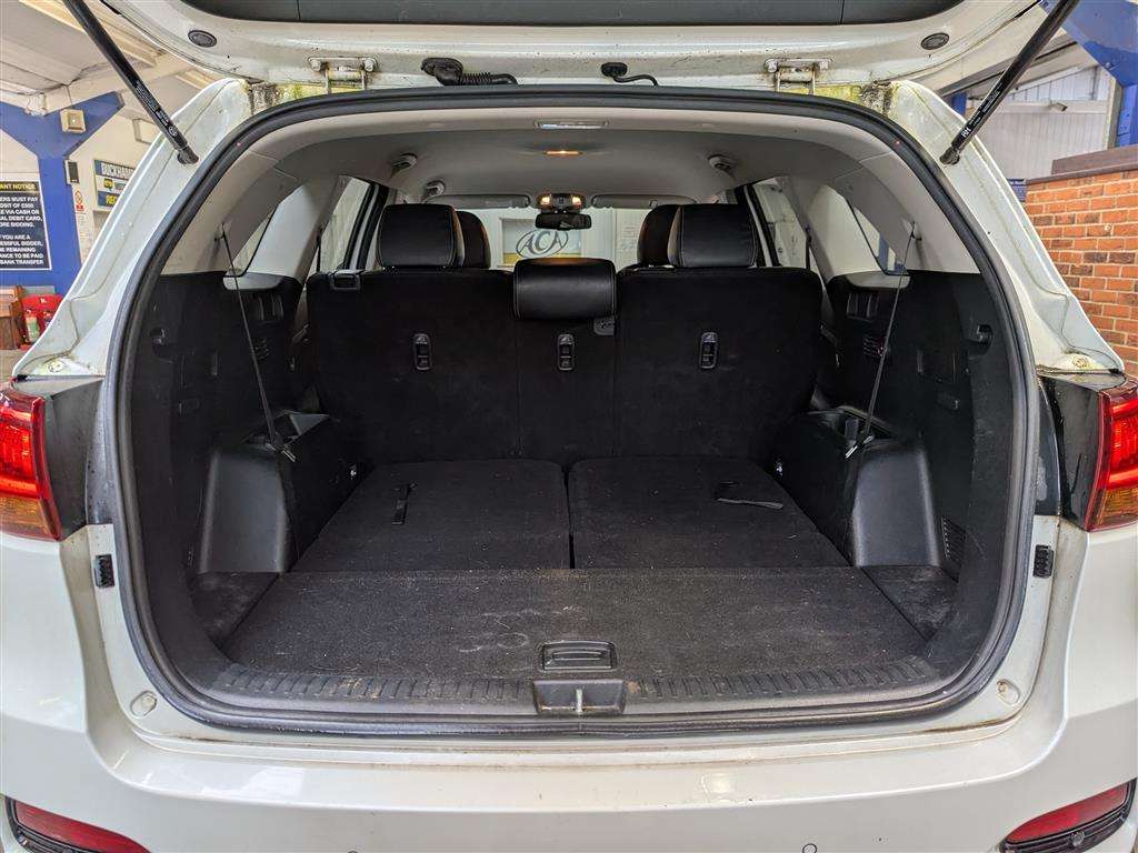 <p>2018 KIA SORENTO GT-LINE CRDI ISG</p>