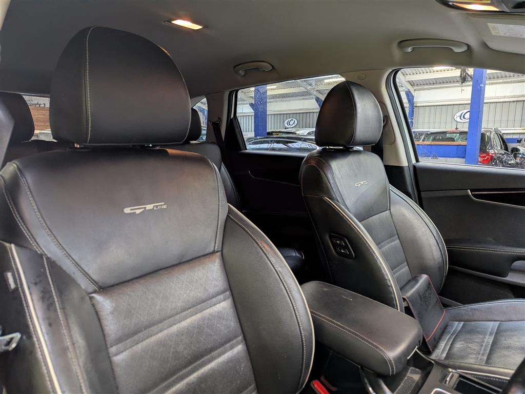 <p>2018 KIA SORENTO GT-LINE CRDI ISG</p>
