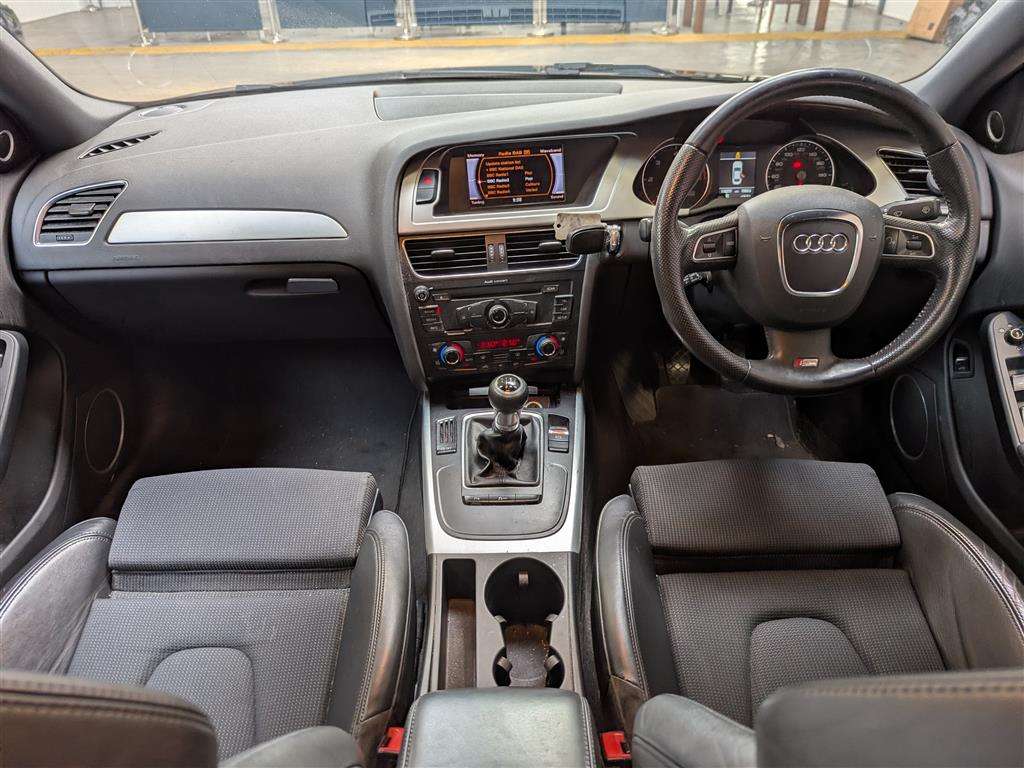 <p>2011 AUDI A4 S LINE TDI 170</p>