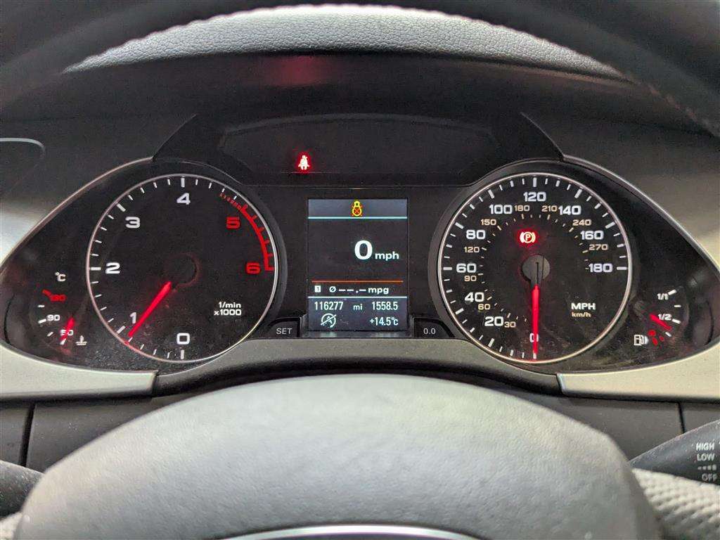 <p>2011 AUDI A4 S LINE TDI 170</p>