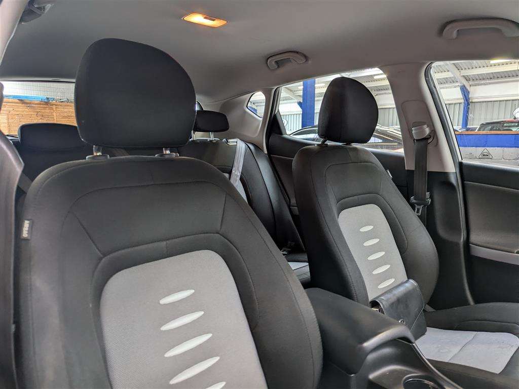 <p>2013 KIA CEED 2 ECODYNAMICS CRDI</p>