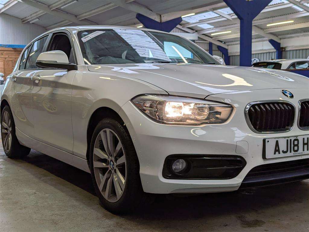 <p>2018 BMW 116D SPORT</p>