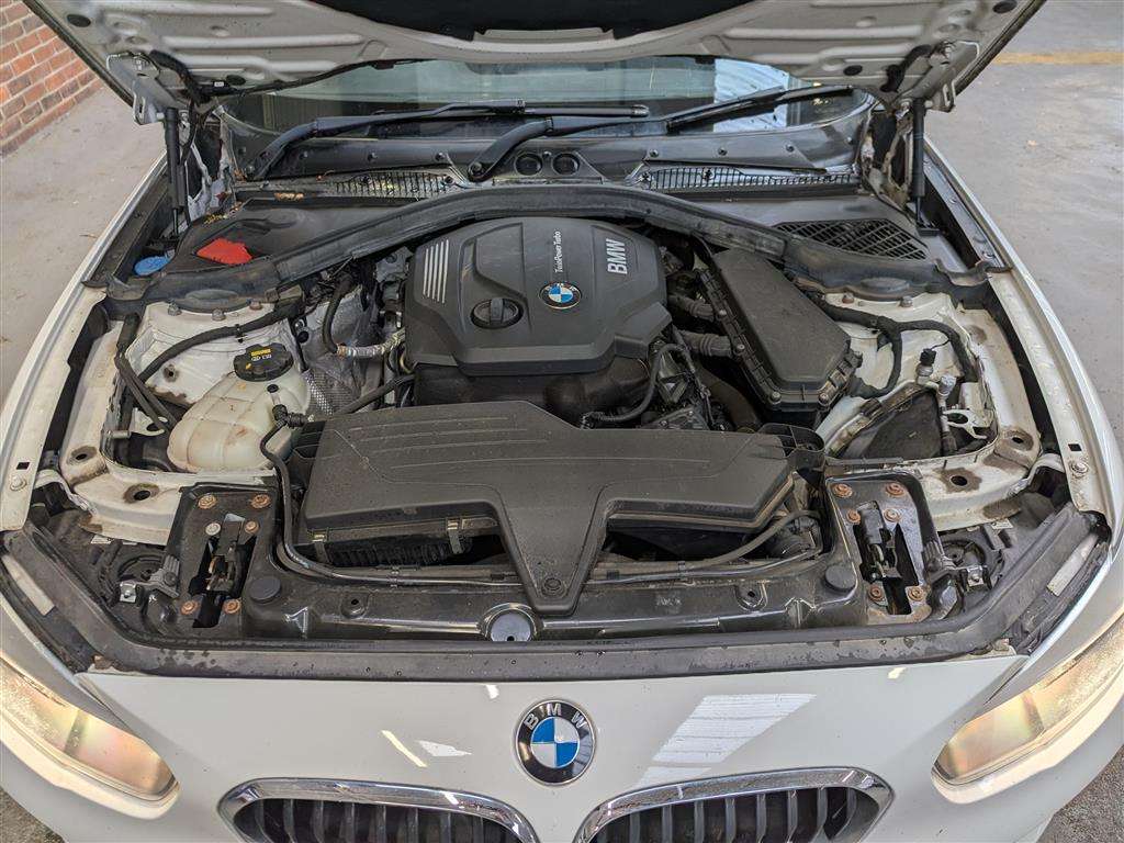 <p>2018 BMW 116D SPORT</p>