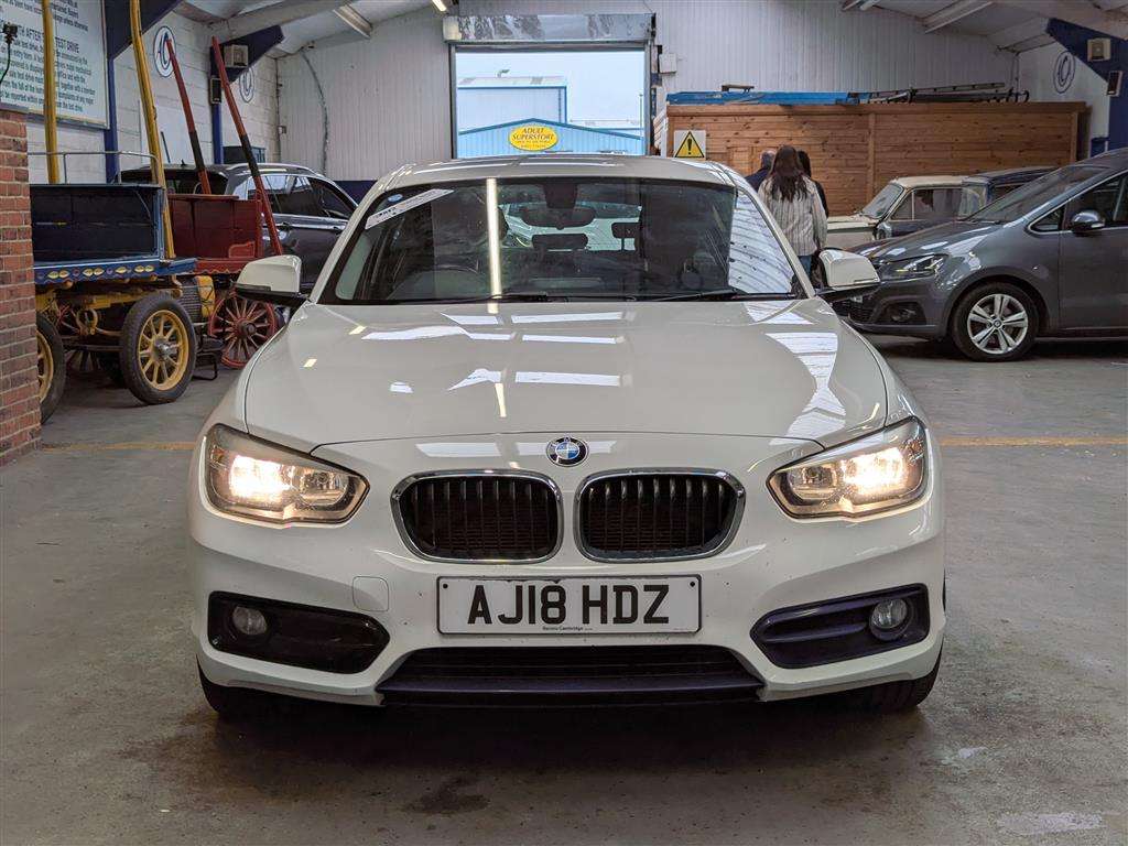 <p>2018 BMW 116D SPORT</p>