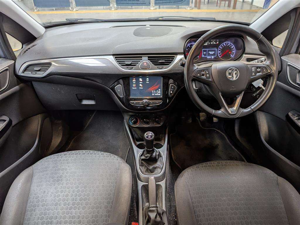 <p>2017 VAUXHALL CORSA DESIGN ECOFLEX</p>