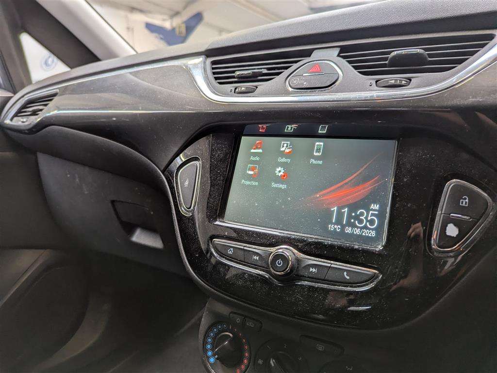 <p>2017 VAUXHALL CORSA DESIGN ECOFLEX</p>