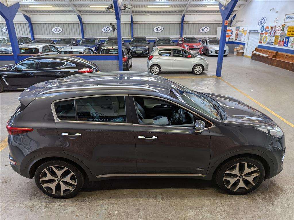 <p>2016 KIA SPORTAGE GT-LINE S-A</p>