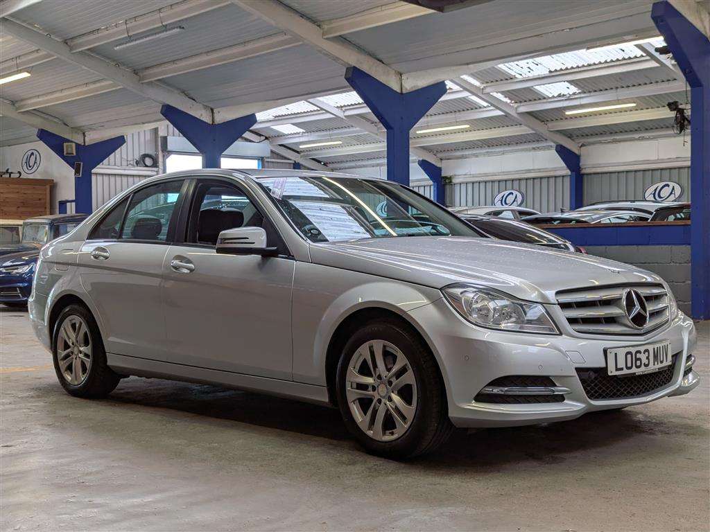 <p>2013 MERCEDES-BENZ C220 EXECUTIVE SE CDI BLU</p>