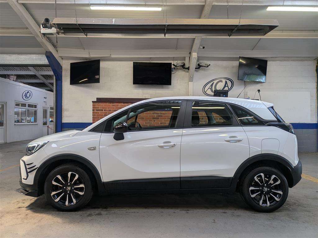 <p>2022 VAUXHALL CROSSLAND DESIGN</p>