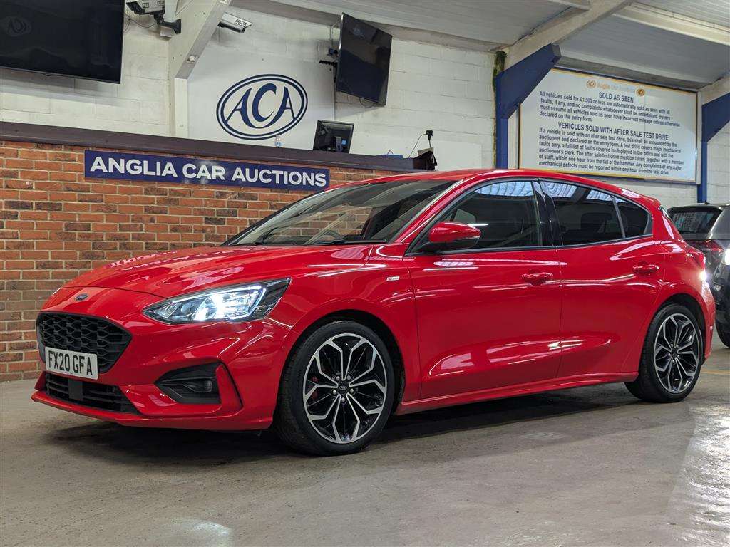 <p>2020 FORD FOCUS ST-LINE X TDCI</p>