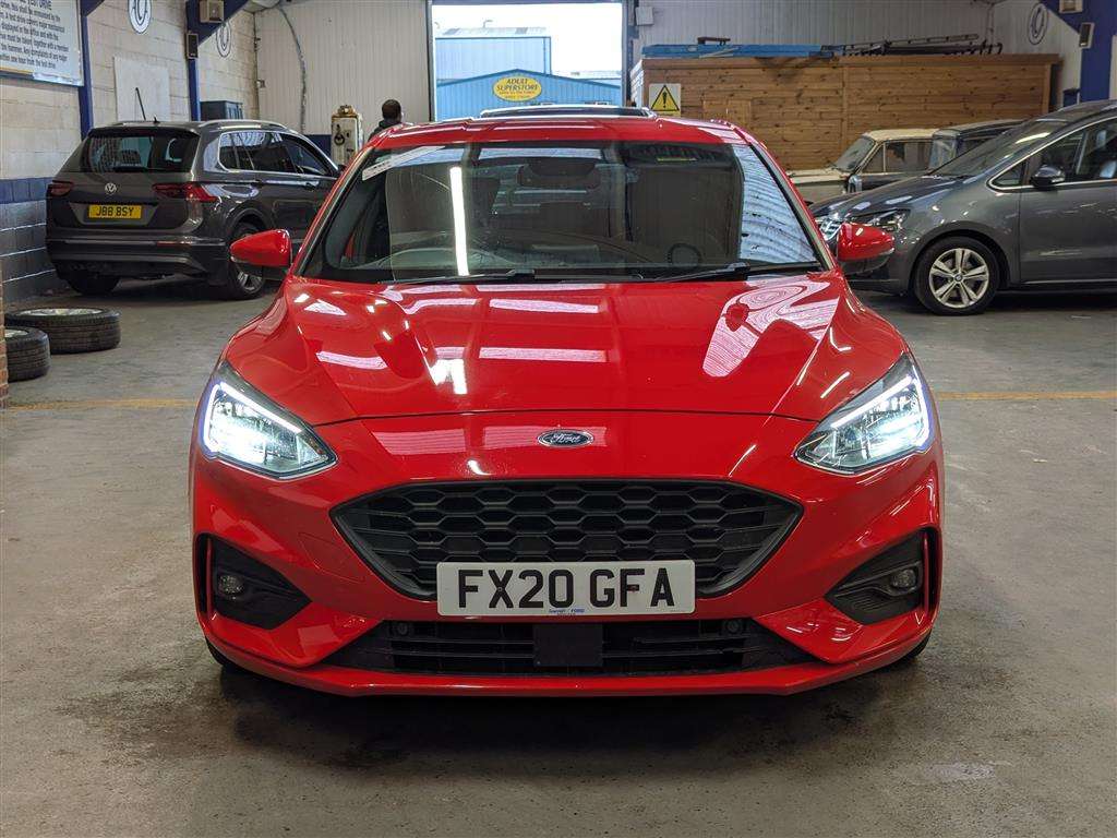 <p>2020 FORD FOCUS ST-LINE X TDCI</p>