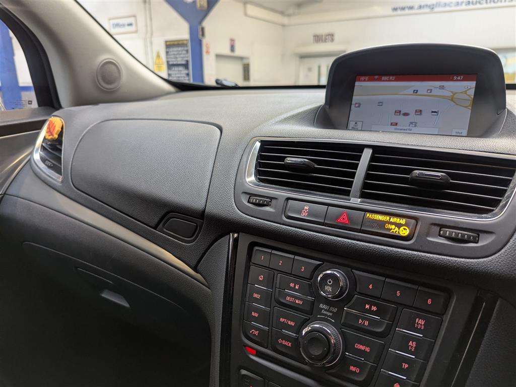 <p>2014 VAUXHALL MOKKA SE S/S 4X4 TURBO</p>