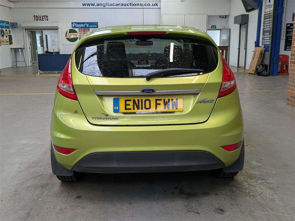 <p>2010 FORD FIESTA TITANIUM 95</p>