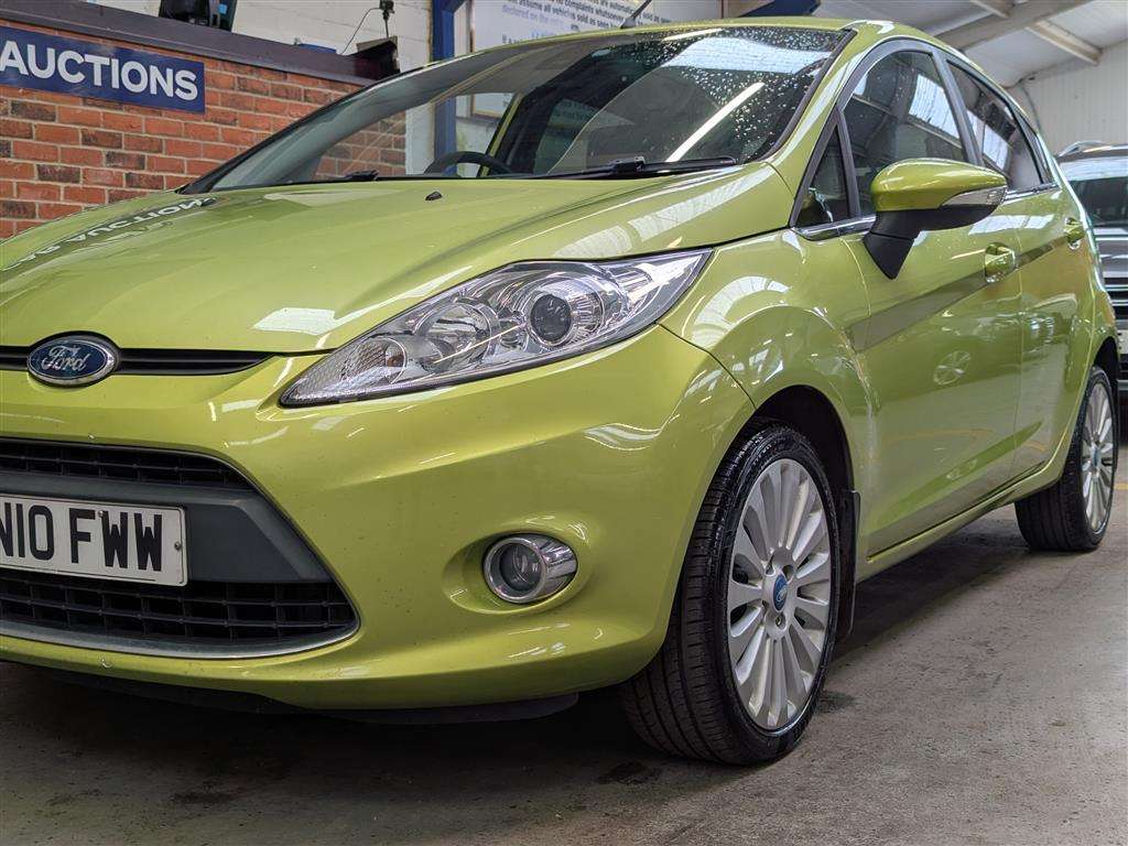 <p>2010 FORD FIESTA TITANIUM 95</p>