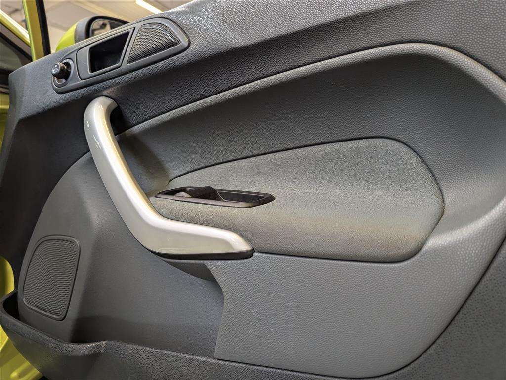 <p>2010 FORD FIESTA TITANIUM 95</p>