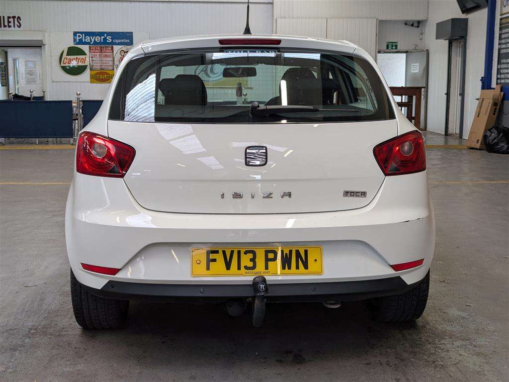 <p>2013 SEAT IBIZA TOCA</p>