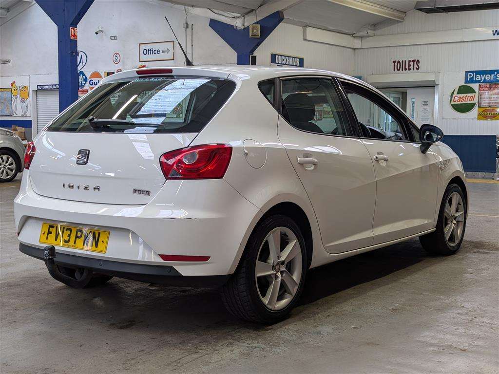 <p>2013 SEAT IBIZA TOCA</p>