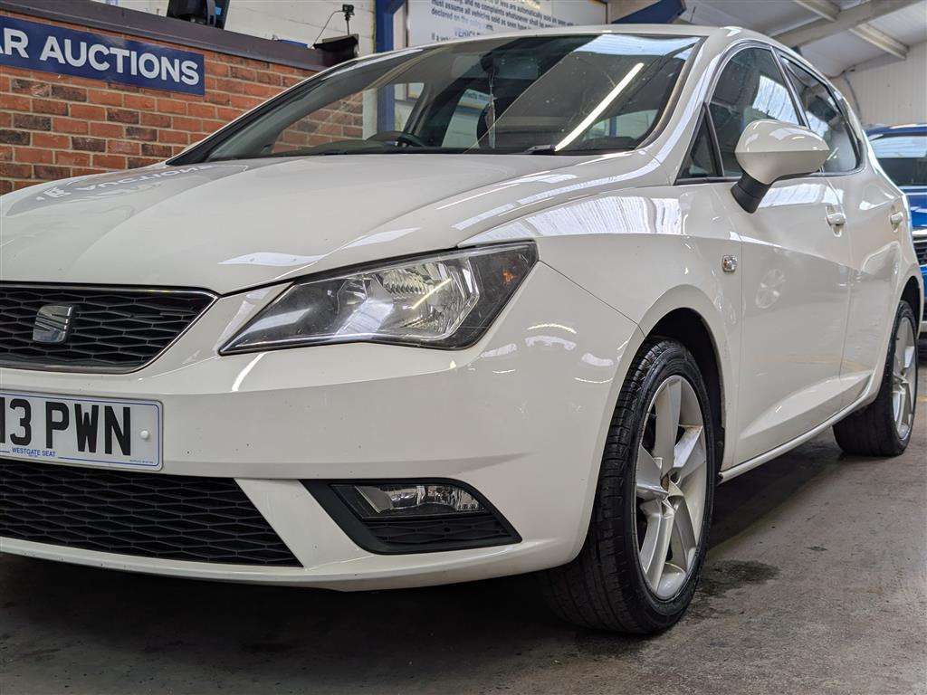 <p>2013 SEAT IBIZA TOCA</p>