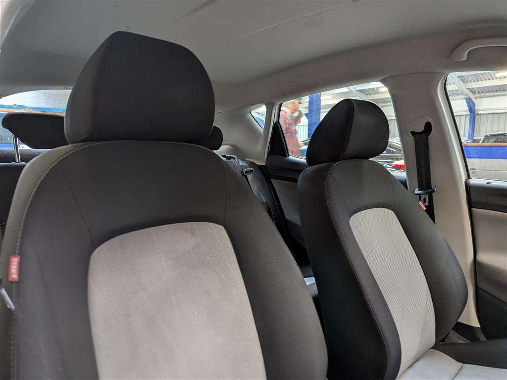 <p>2013 SEAT IBIZA TOCA</p>