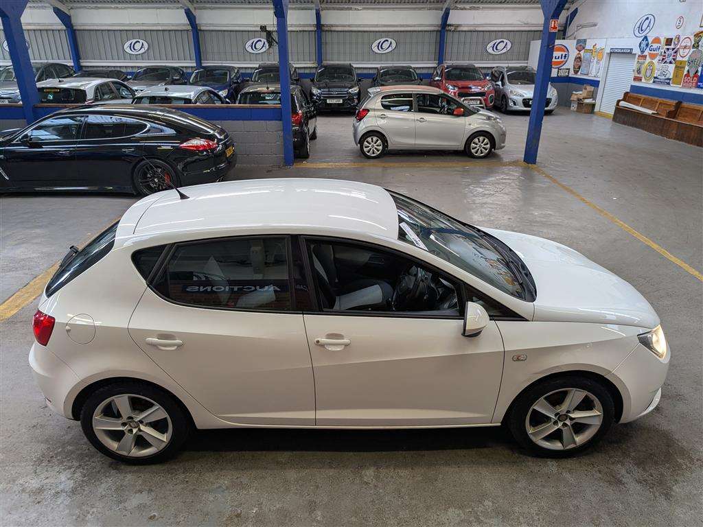 <p>2013 SEAT IBIZA TOCA</p>