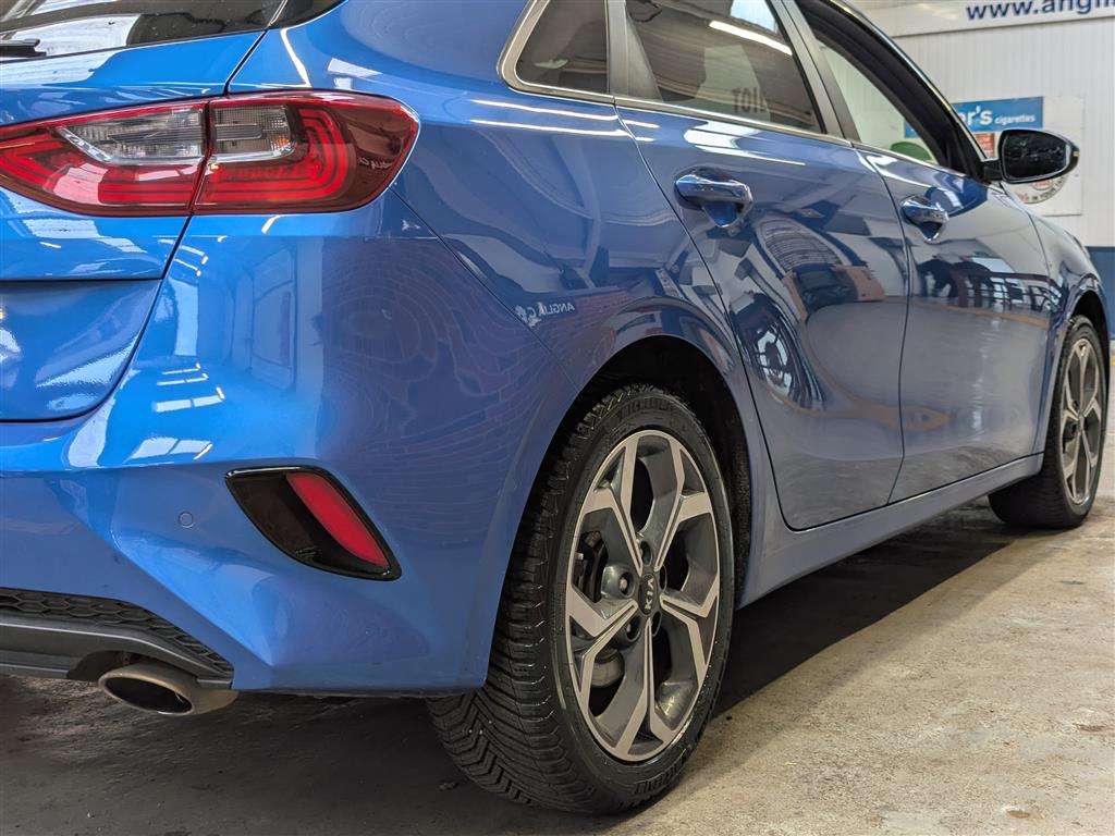 <p>2018 KIA CEED FIRST EDITION ISG</p>